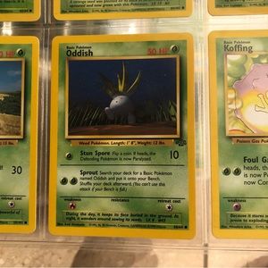 1990’s rare vintage oddish Pokémon card 58/64